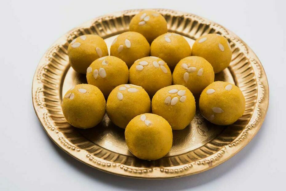 Besan Laddu Recipe in hindi